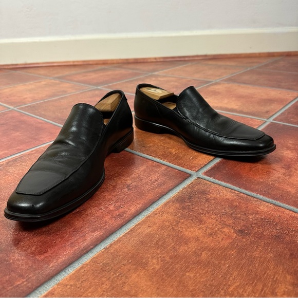 To Boot Calf Leather Slip-On Loafers in Black - Picture 2 of 10